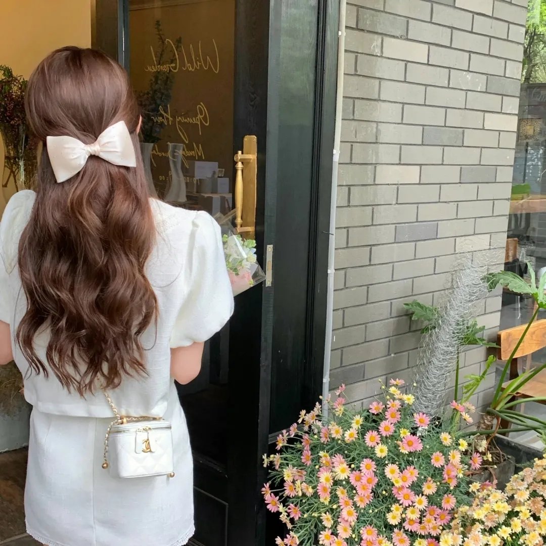 奶奶跟外婆